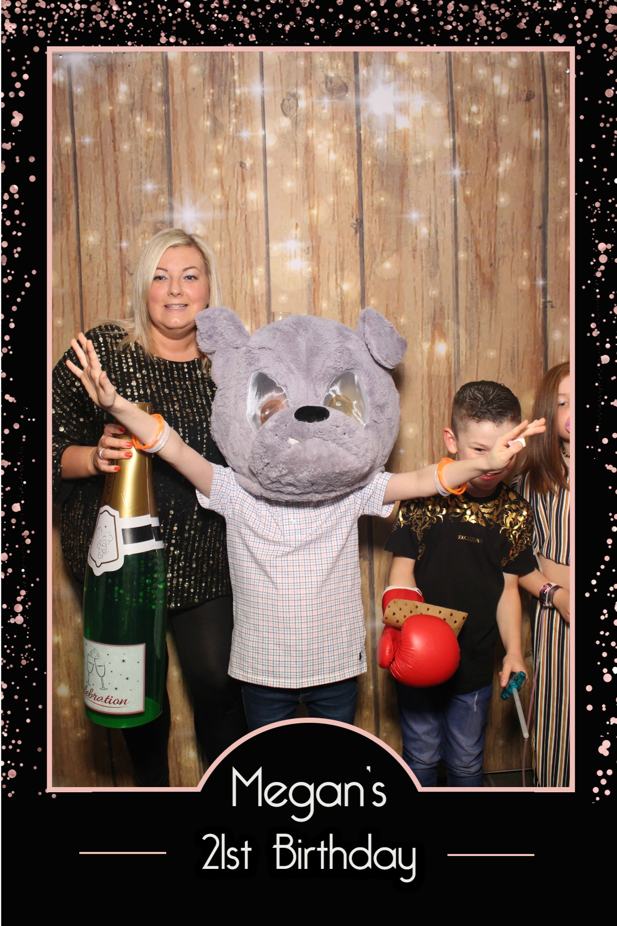 Megan's 21st Birthday Party  | View more photos from the event at gallery.magicimages.uk/u/MagicImages/Megans-21st-Birthday-Party